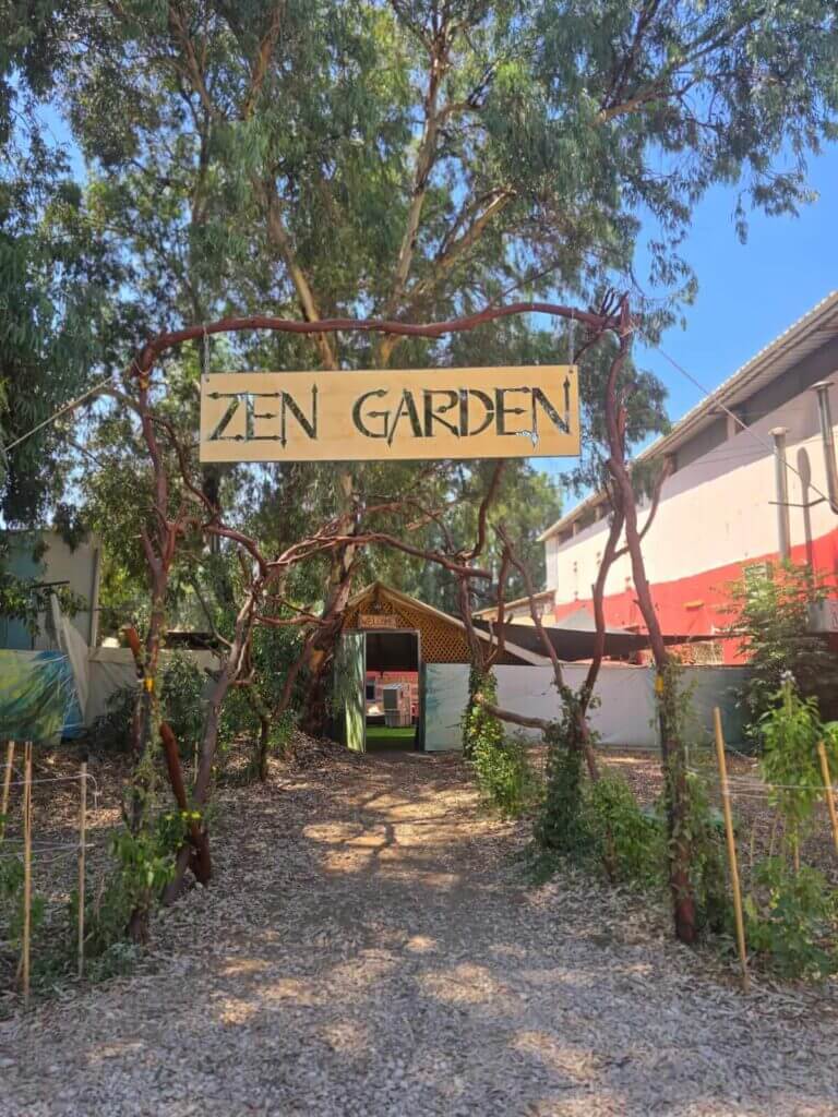 בית קפה טבעוני וצמחוני, אופציות ללא גלוטן, רק שמן זית, אוכל בריא, רחוב נורית 1