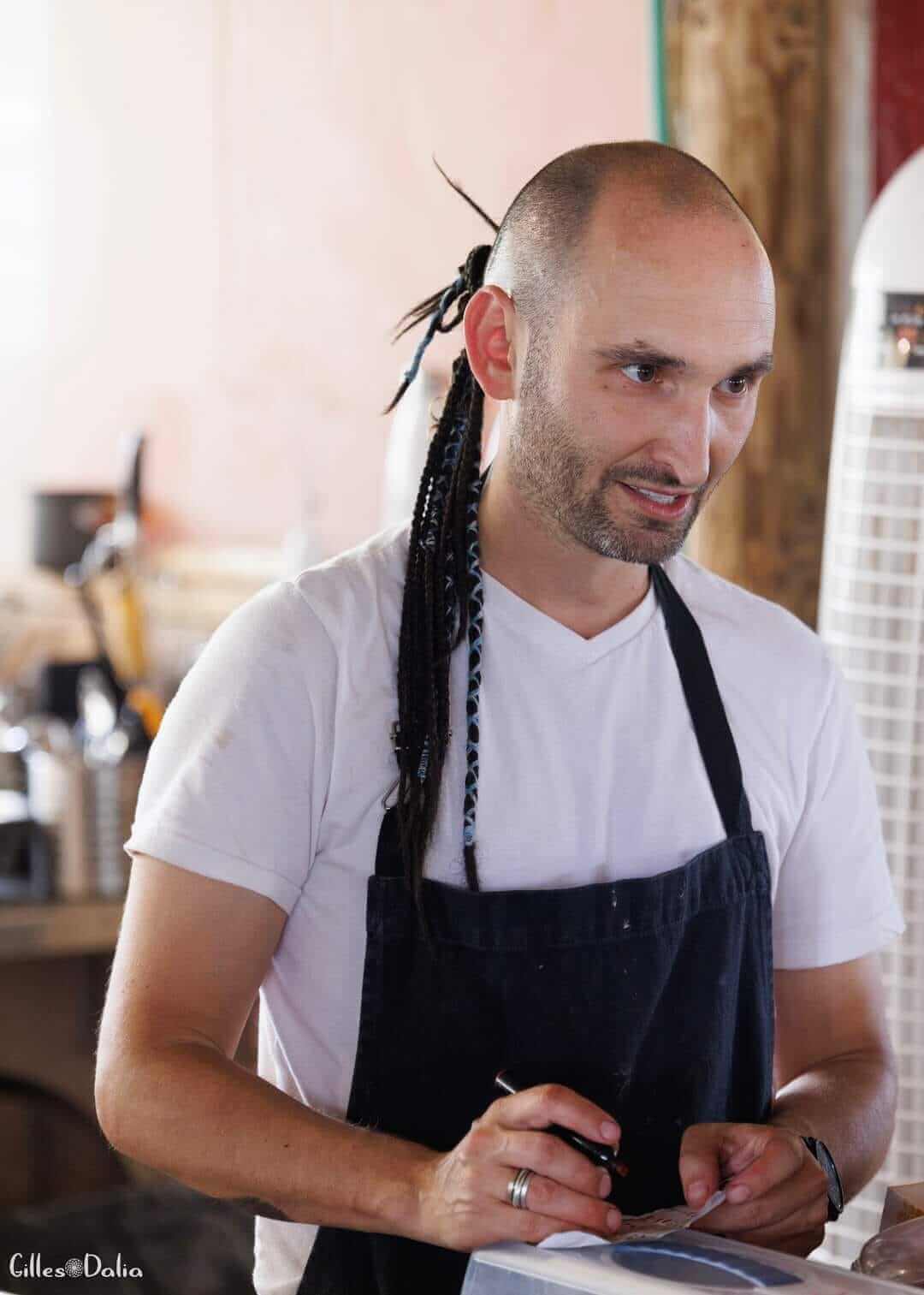 זן גארדן קפה, קאמה כליל-נהורא, בית קפה פרדס חנה, קייטרינג עושים אהבה במטבח